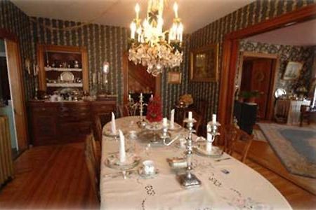 The Lion And The Rose Bed & Breakfast Whitefield Εξωτερικό φωτογραφία